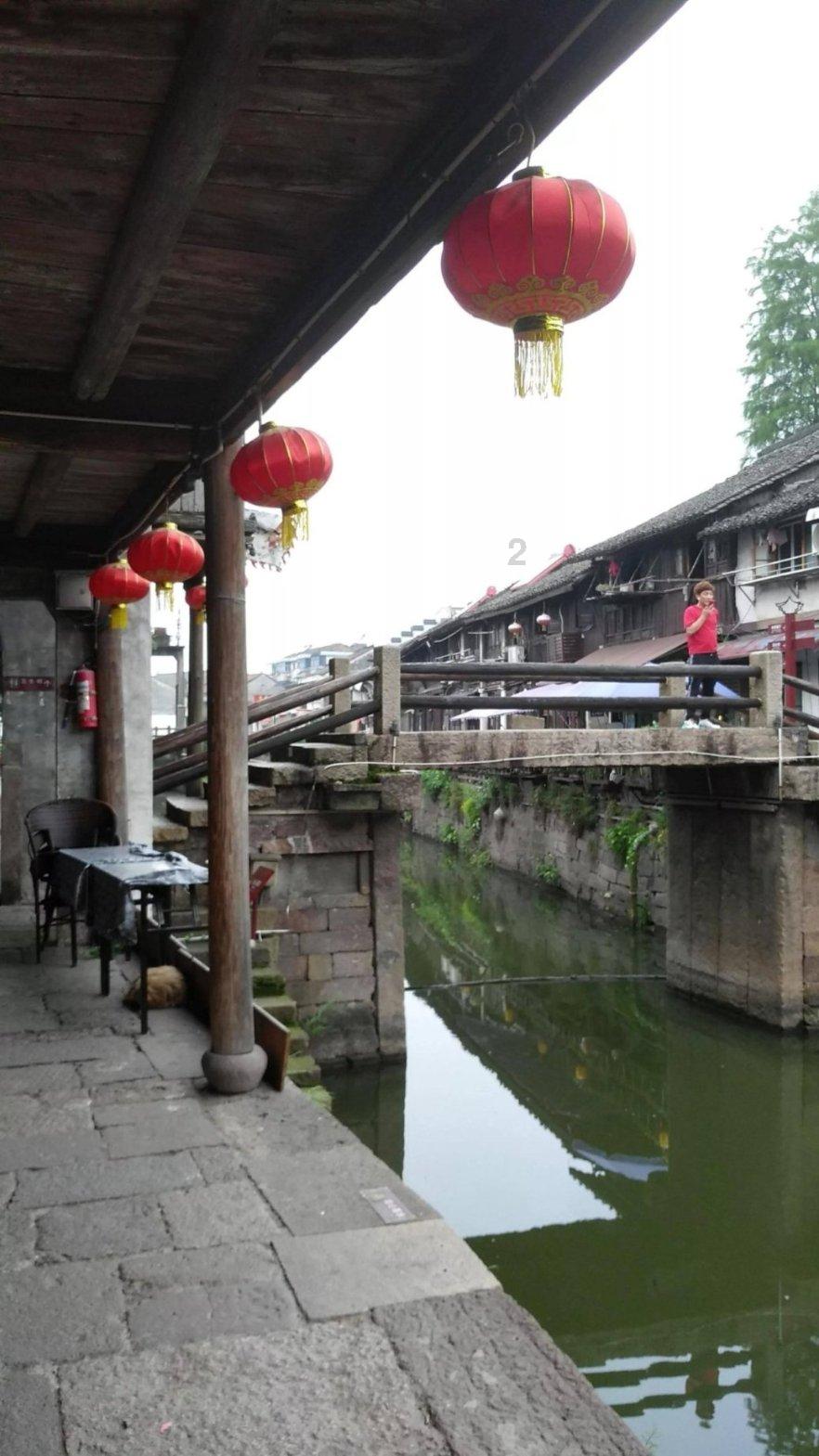 68岁周润发近照“吓人”,手臂皮包骨全是疙瘩,晚年患糖尿病